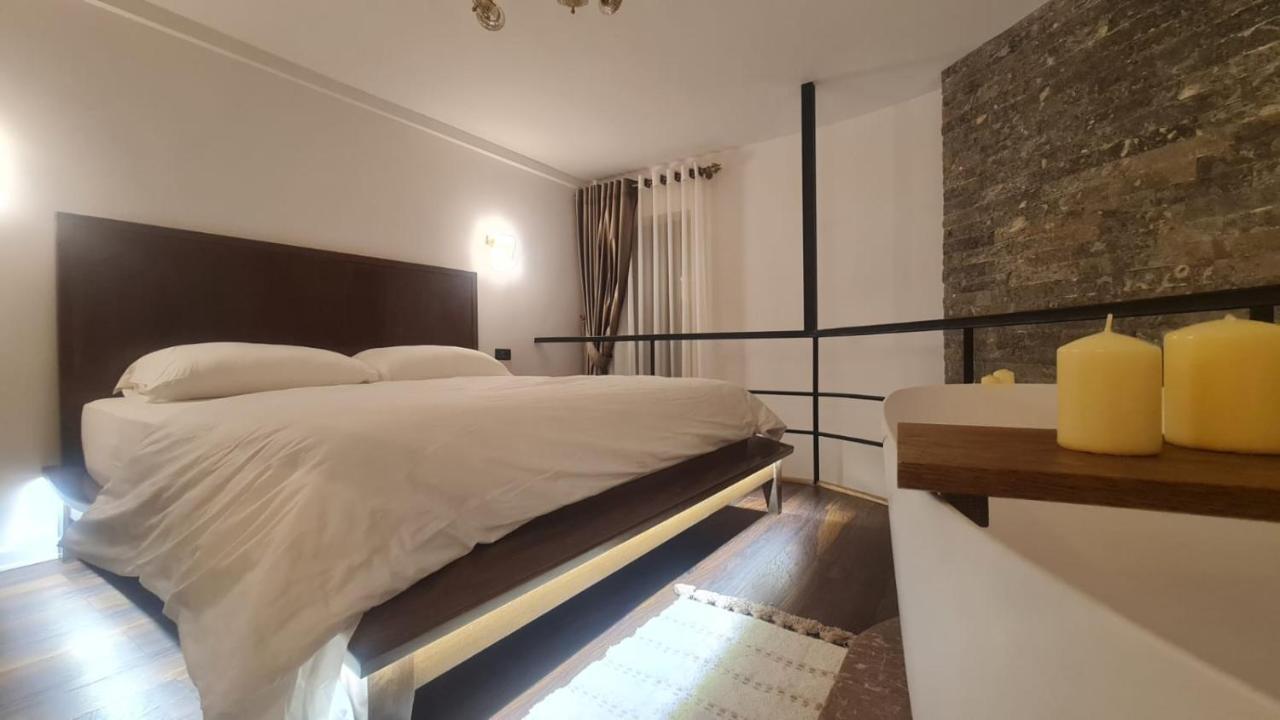 Bujtina Gjyshi Ilo Ξενοδοχείο Tushemisht Εξωτερικό φωτογραφία